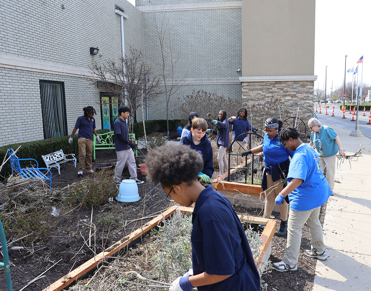 Horizon Science Academy Denison Students in a science fair.